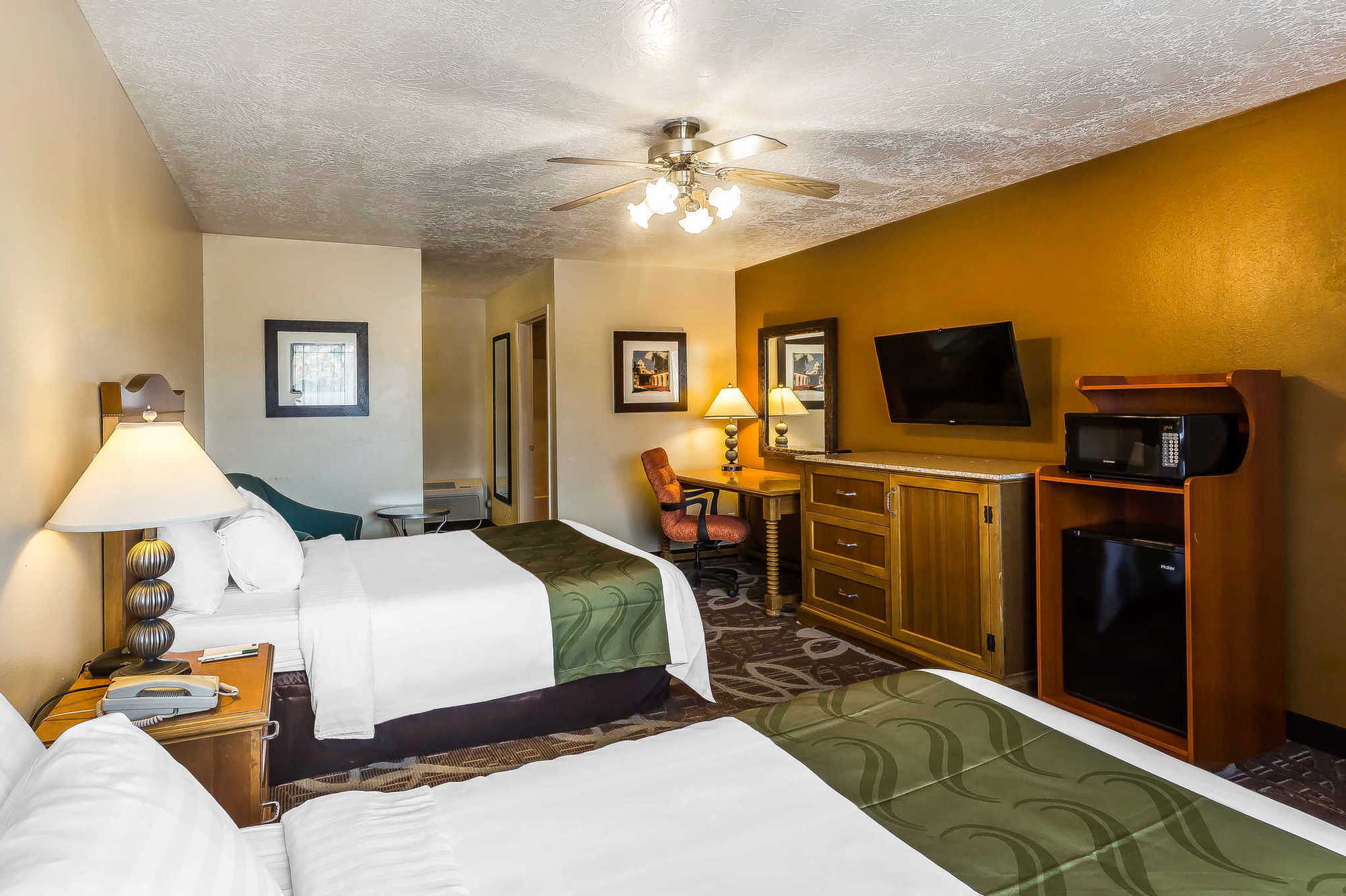 פנגואיץ' Quality Inn Bryce Canyon חדר תמונה